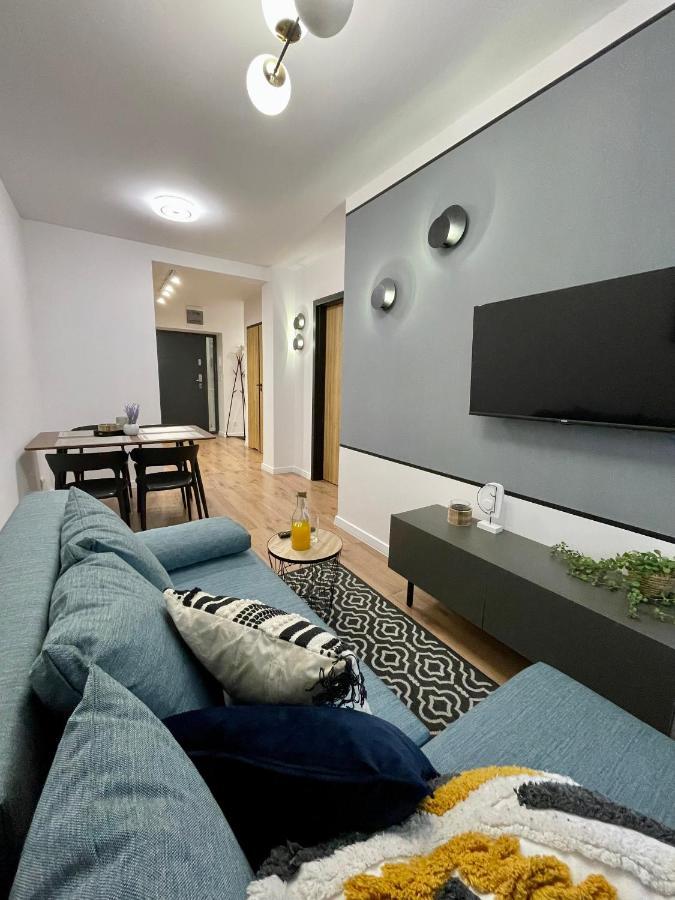 Przestronny Apartament W Centrum Miasta Радом Екстериор снимка